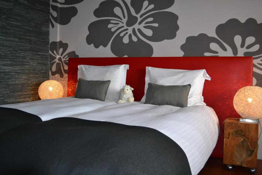 Bed & Breakfast Flowerzzz... Rotterdam Ngoại thất bức ảnh